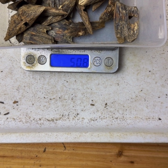 沉香碎屑沉香50克