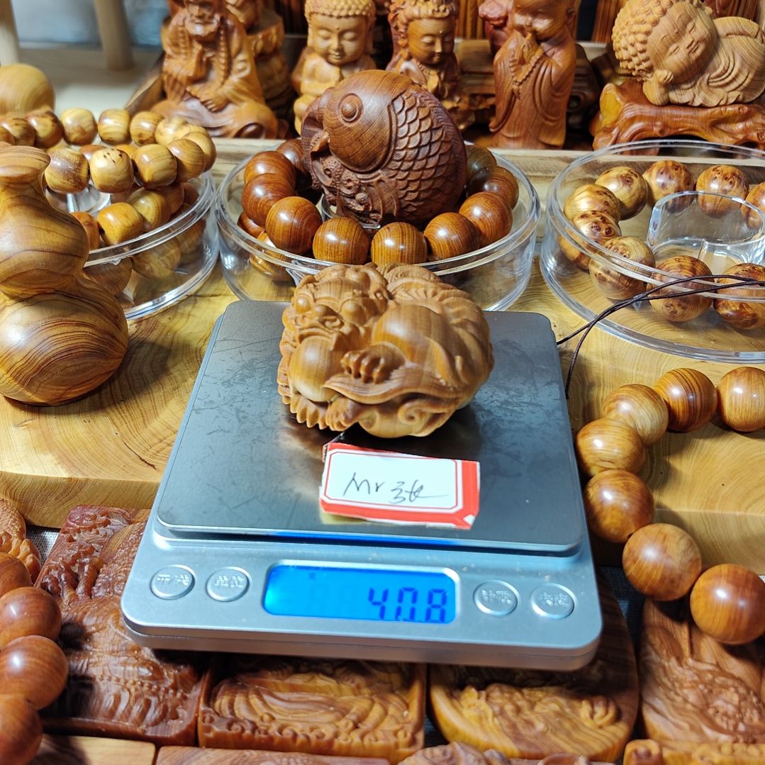 M****张太行崖柏手工艺品