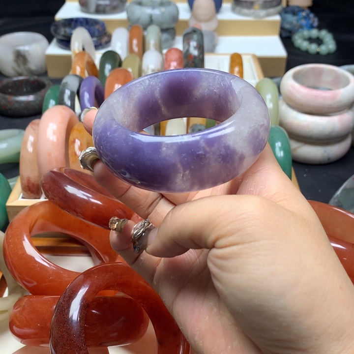 未镶嵌手镯石英质玉独*