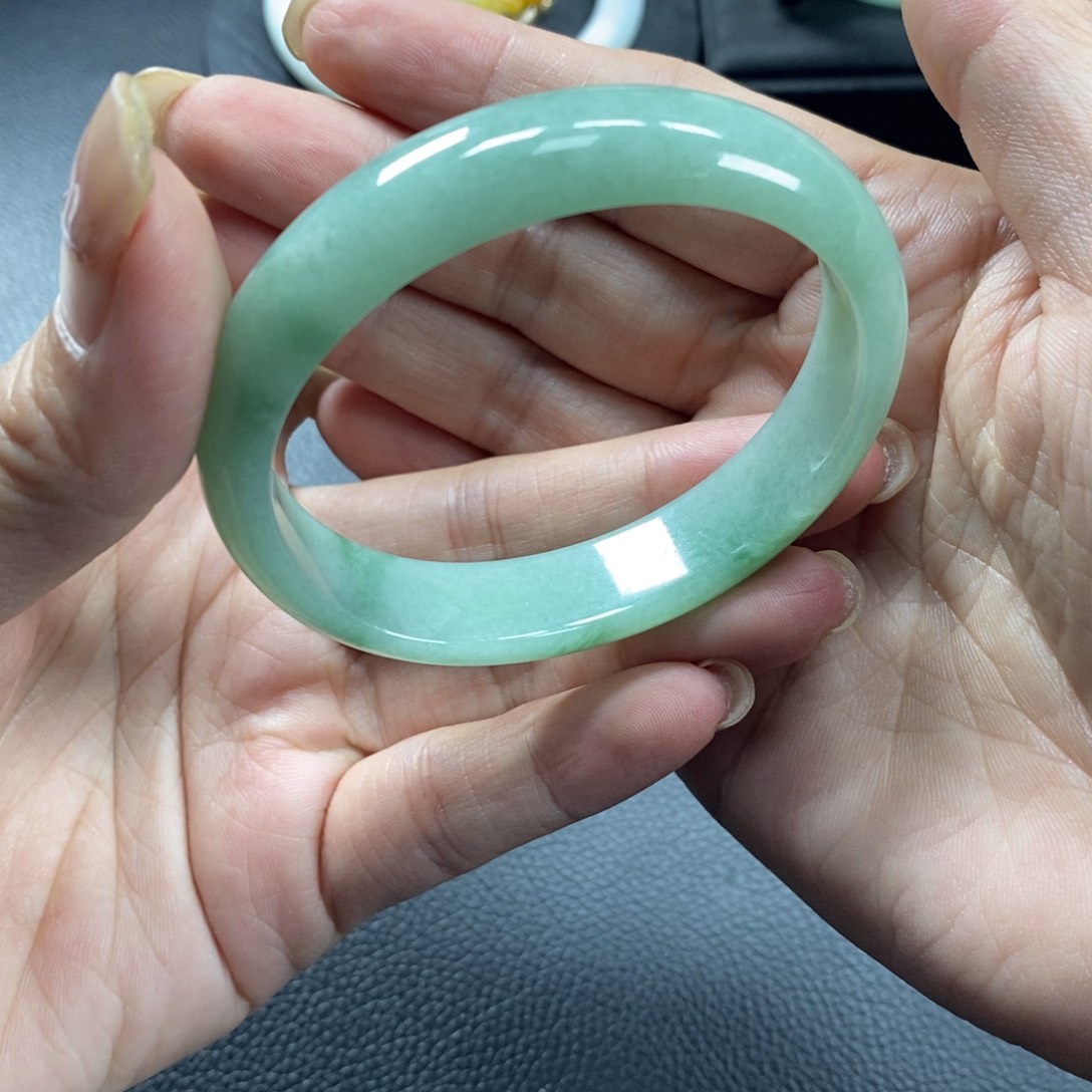 翡翠未镶嵌手镯天然翡翠手镯贵妃54
