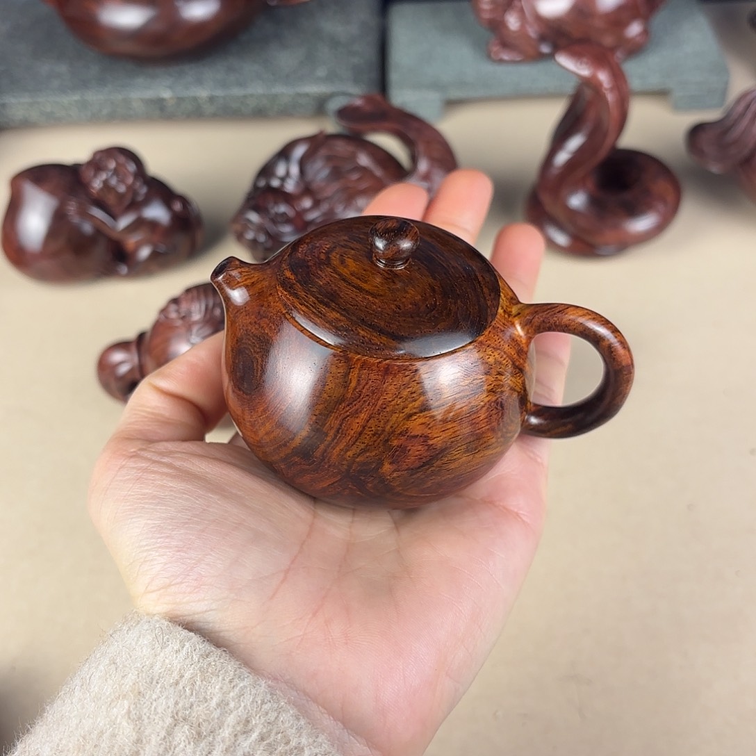 黄花梨/降香黄檀把件把件