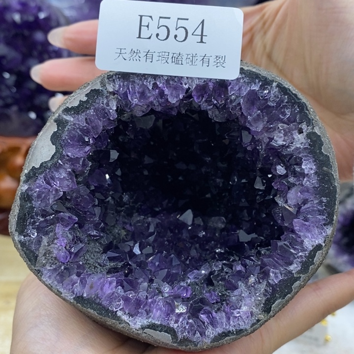 未镶嵌水晶大型摆件（非配饰）