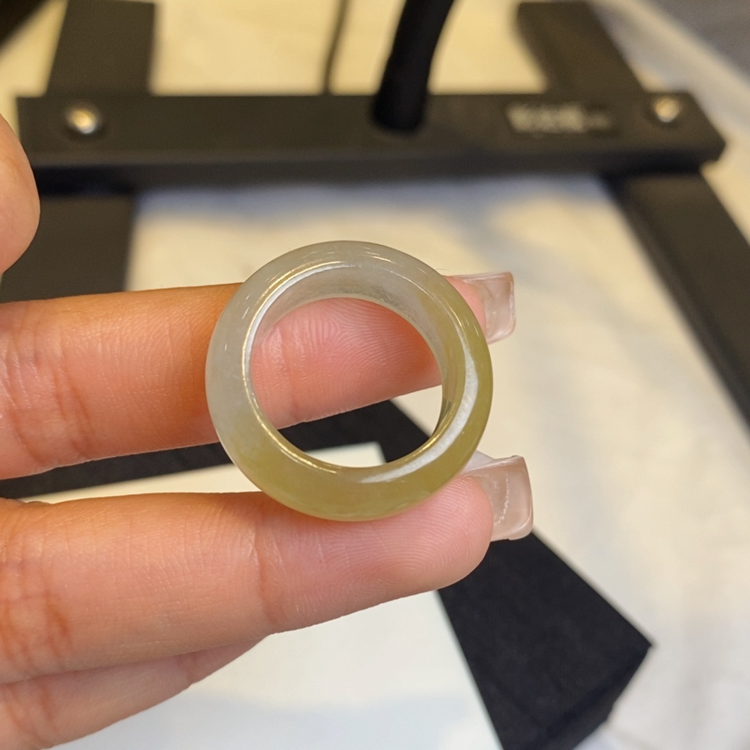 翡翠戒圈未镶嵌裸石戒圈