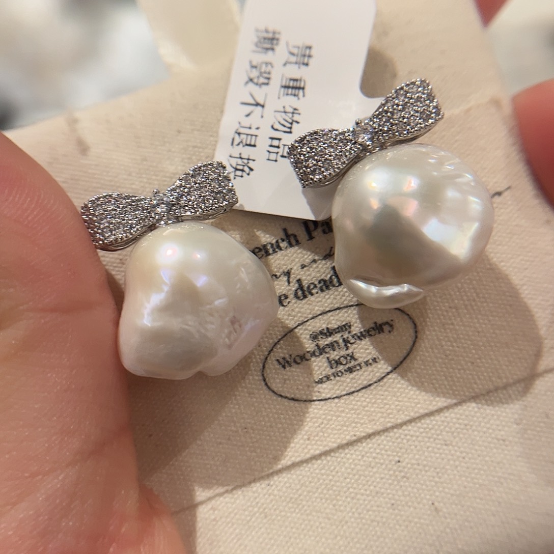 淡水珍珠耳饰合金