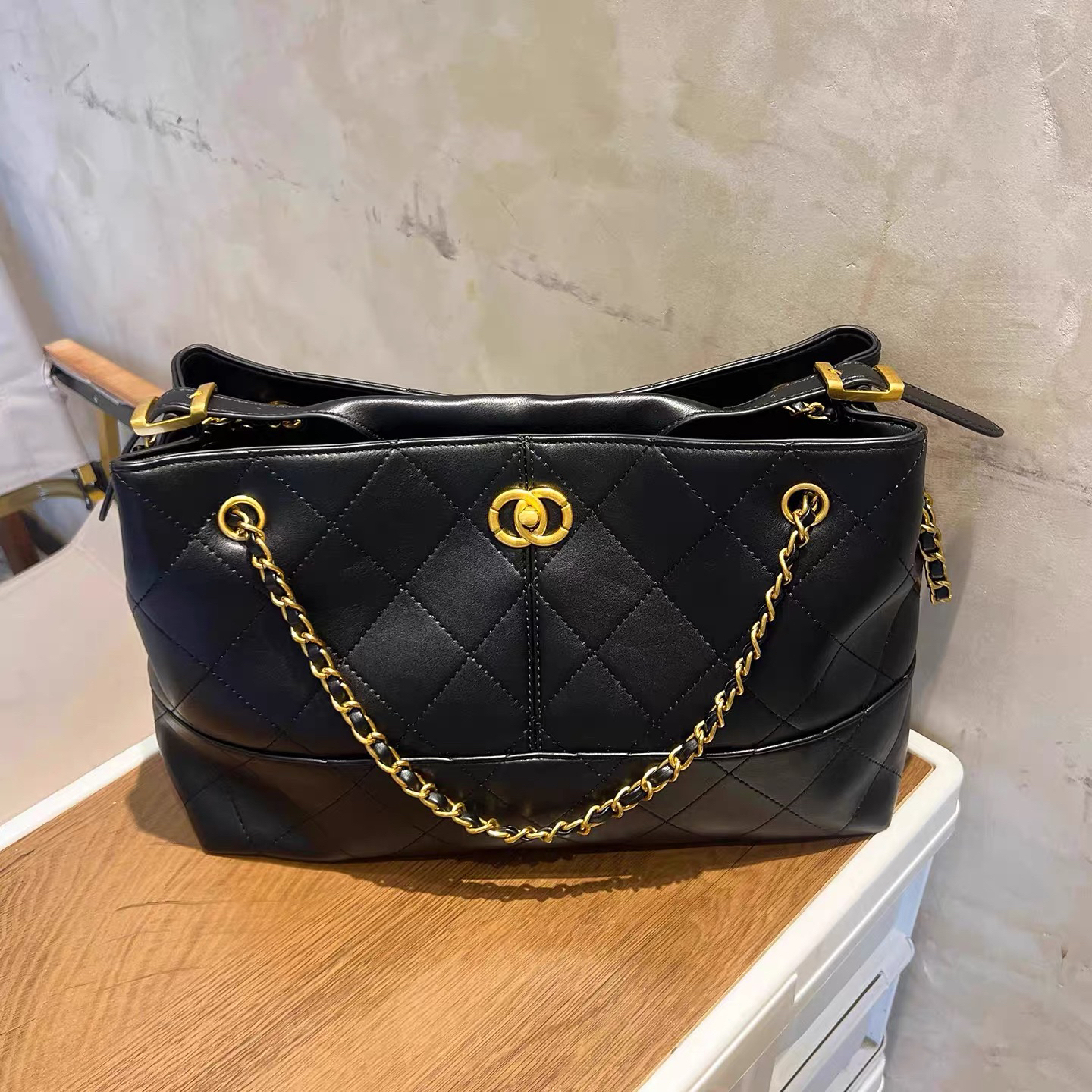 【海南简爱】简约锁扣大容量高级感通勤肩托特包61934