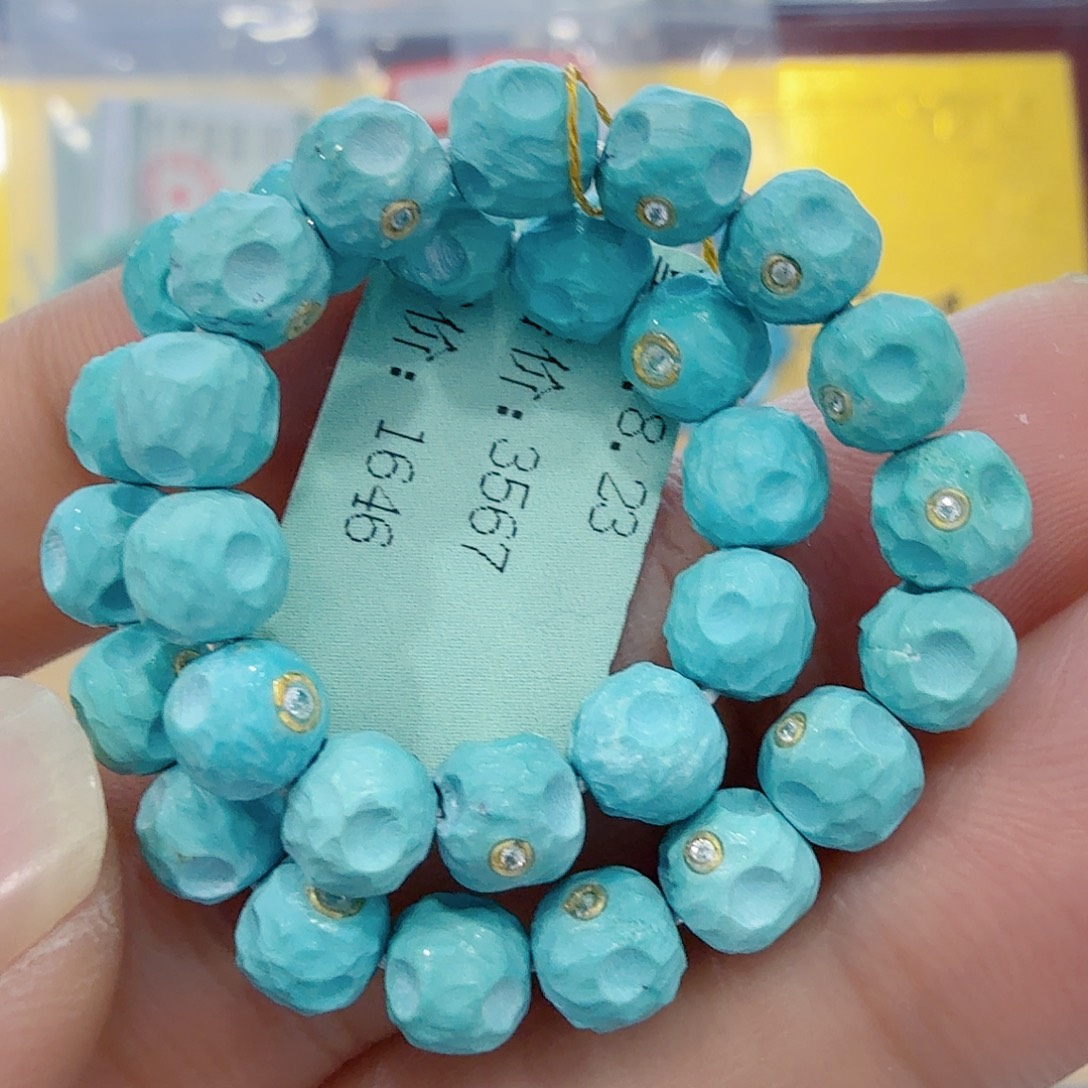 绿松石未镶嵌珠宝奇石