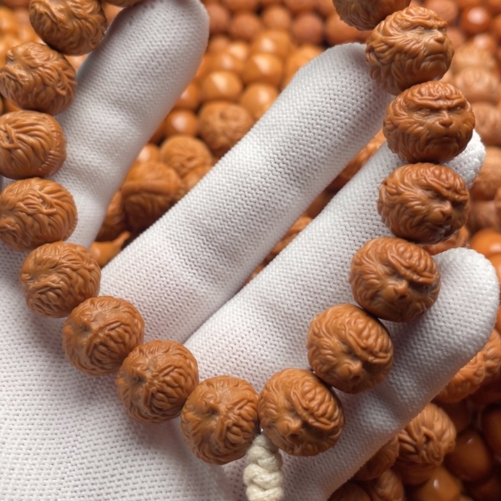 猴头核桃吊坠不*道斗战胜佛