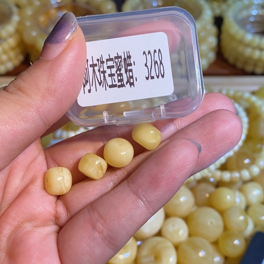 琥珀未镶嵌珠宝奇石3268