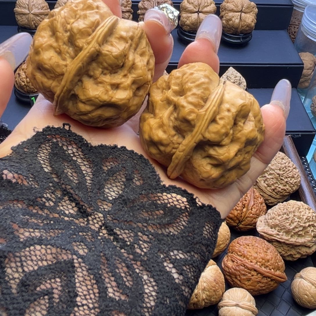 自***悟文玩核桃把件老树金蟾疙瘩包