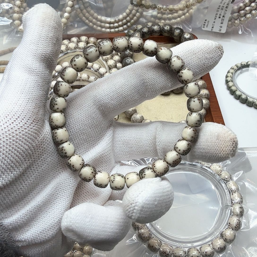 星月菩提吊坠4深背8河豚