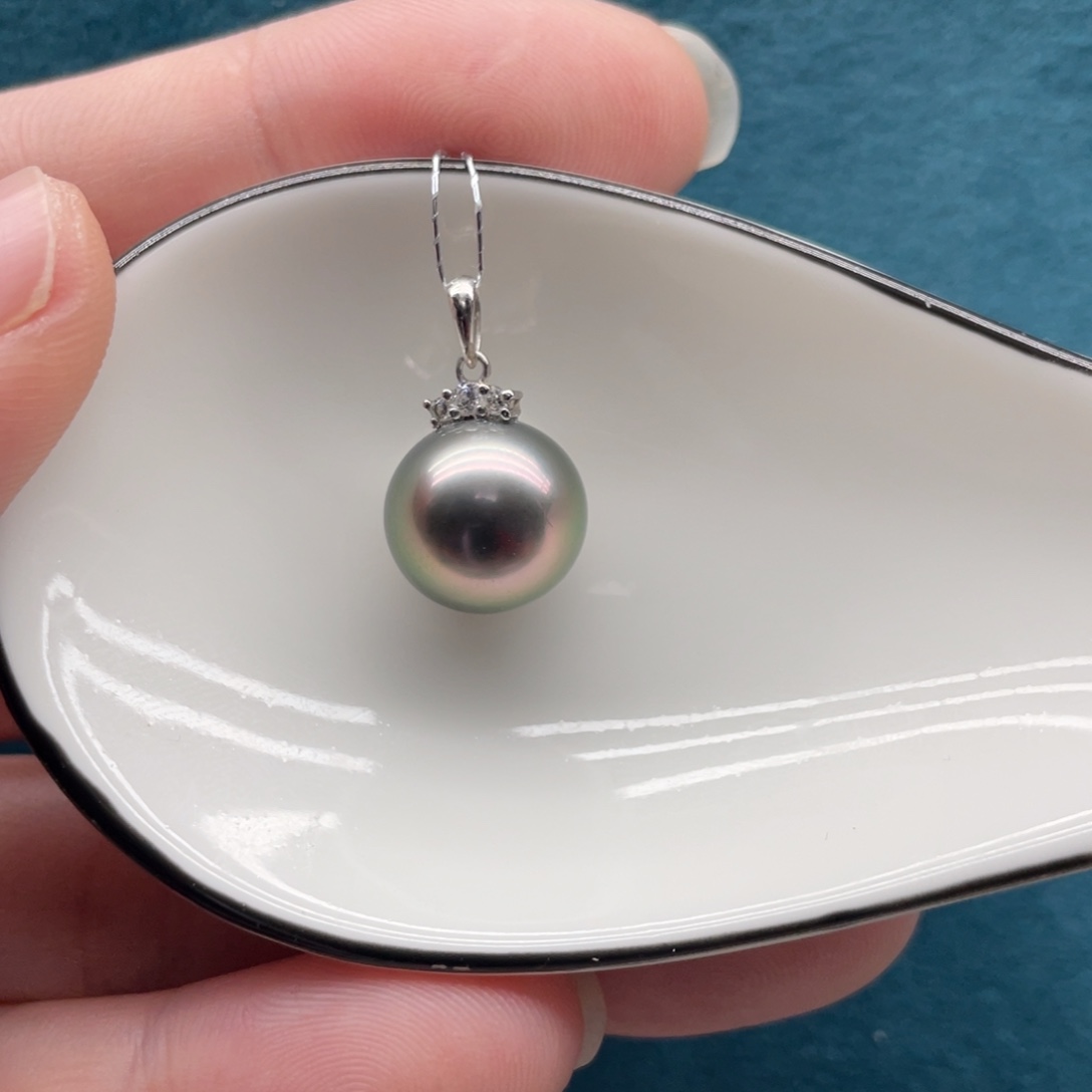 18K金镶嵌海水珍珠颈饰11-12mm