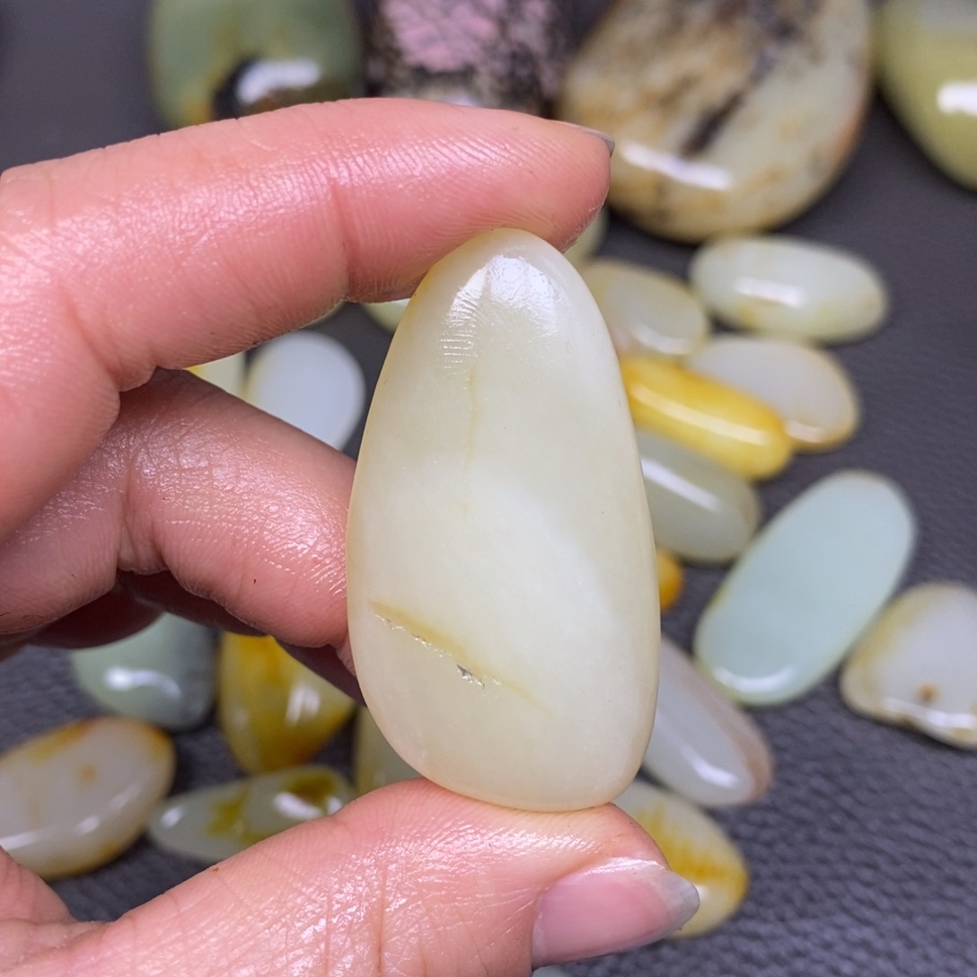 和田玉挂件^_^未镶嵌