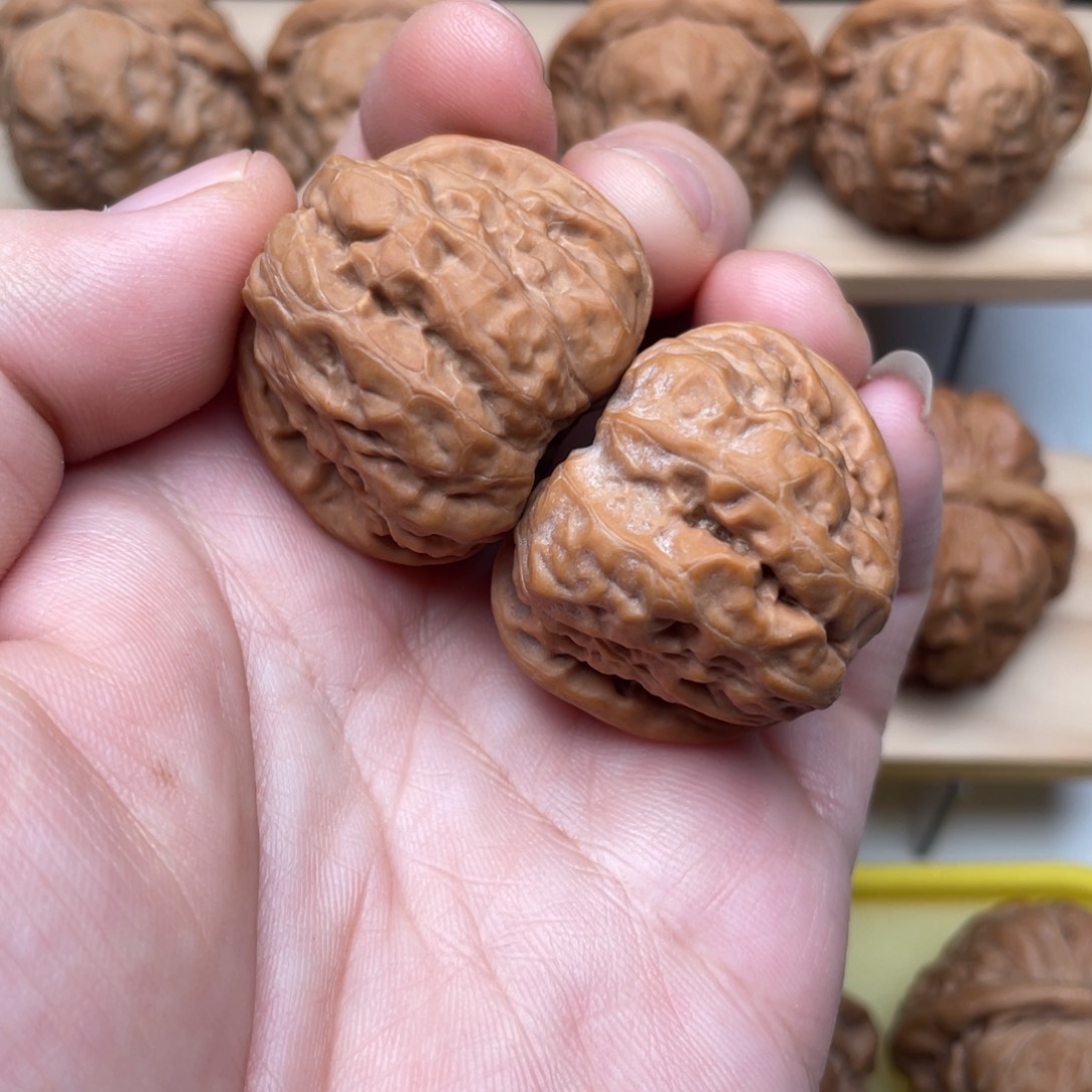 桃核吊坠蛤蟆头34尺150