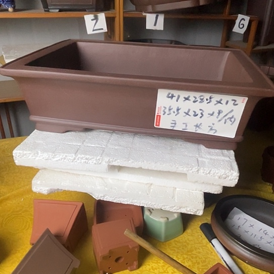 俗***，宜兴紫砂手工制作