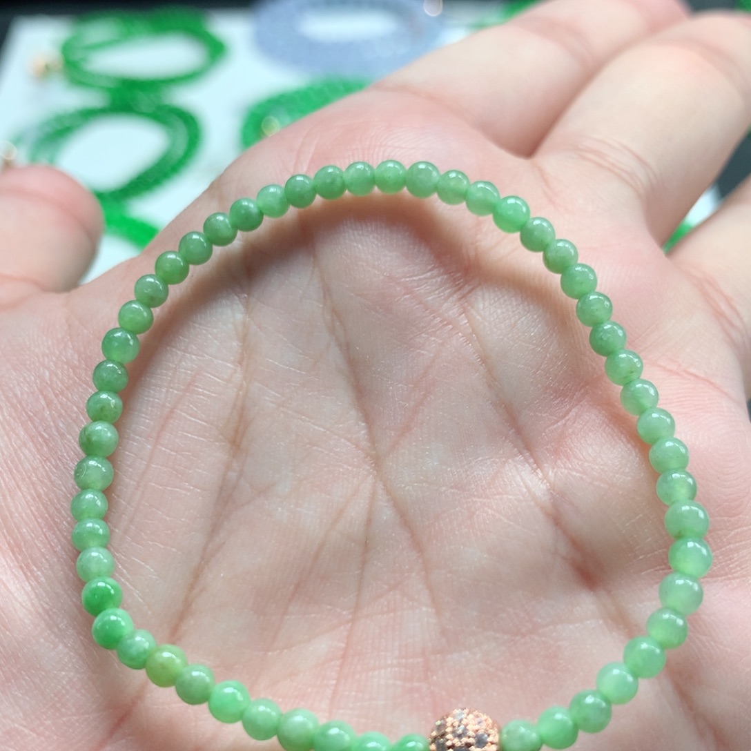 翡翠未镶嵌手链翡翠