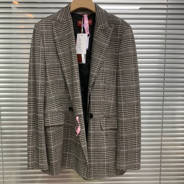 99新 MaxMara 灰色西装外套/46码/B01018