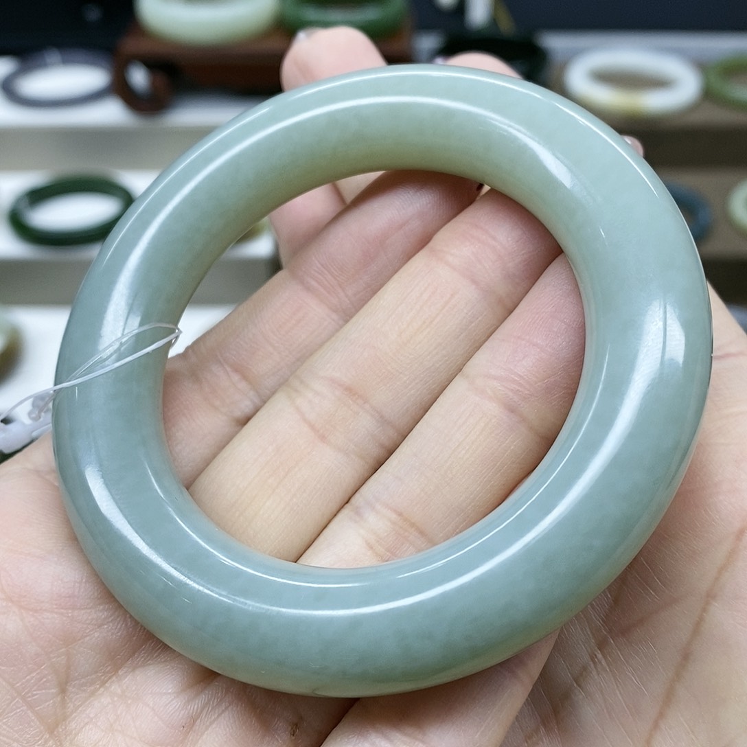 【闪购商品】和田玉手镯未镶嵌