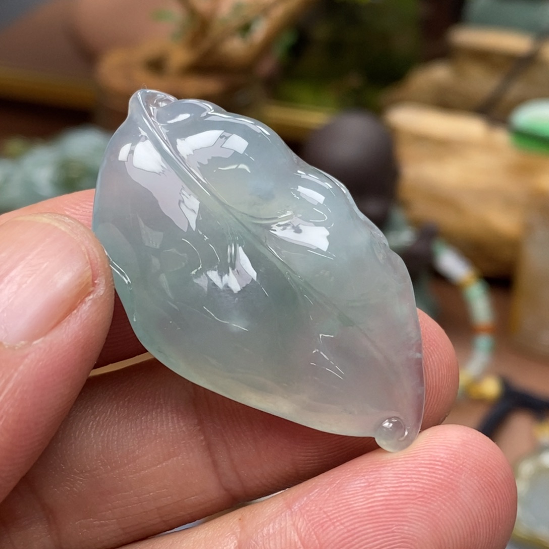 翡翠颈饰未镶嵌挂件