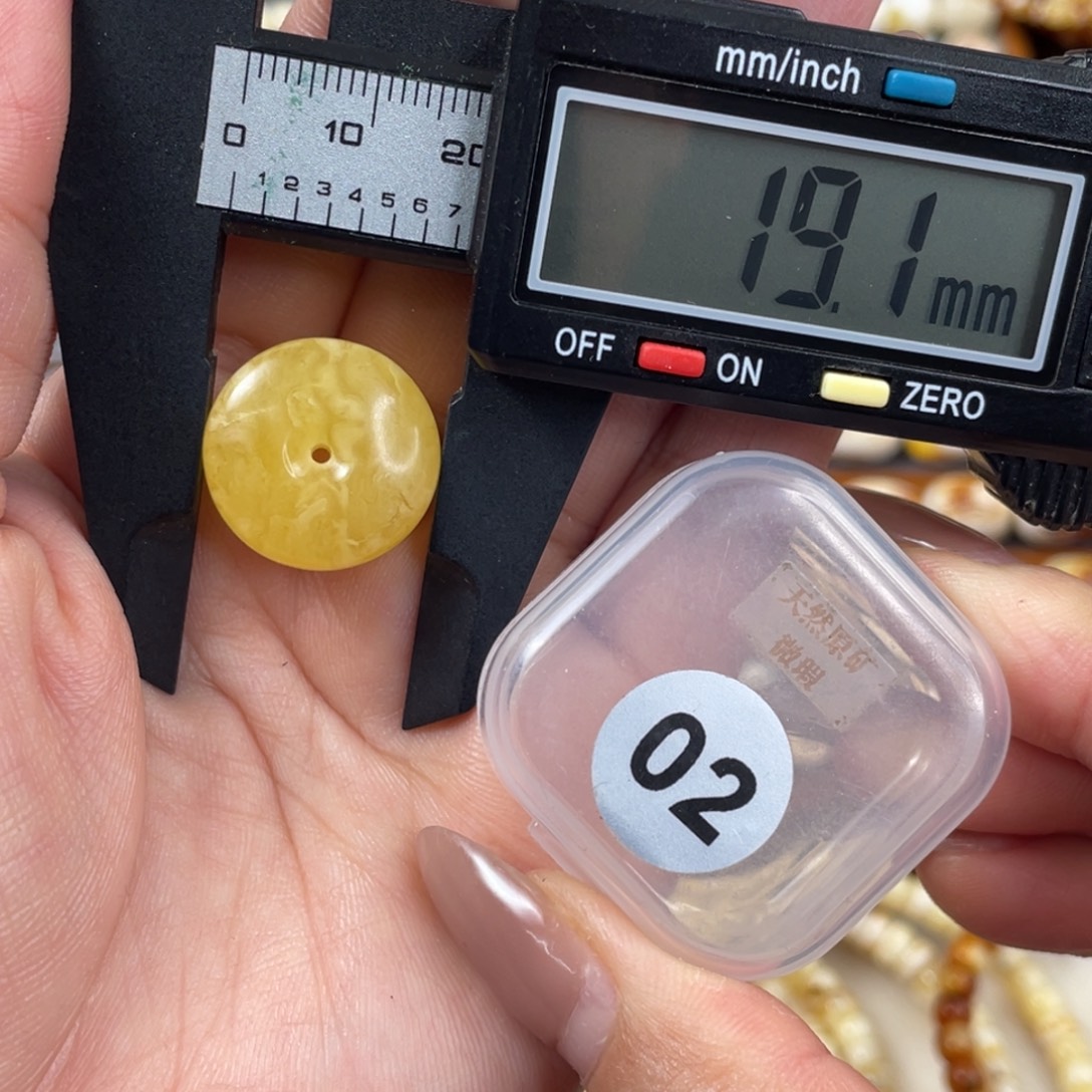 琥珀未镶嵌珠宝奇石琥珀蜜蜡微瑕