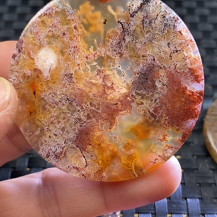 哇***晒玛瑙/玉髓未镶嵌颈饰