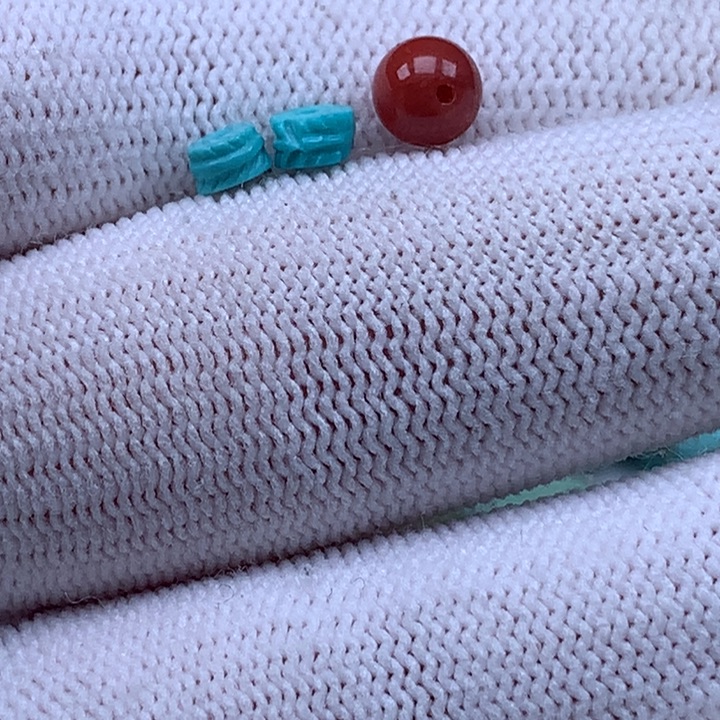 南红玛瑙未镶嵌珠宝奇石