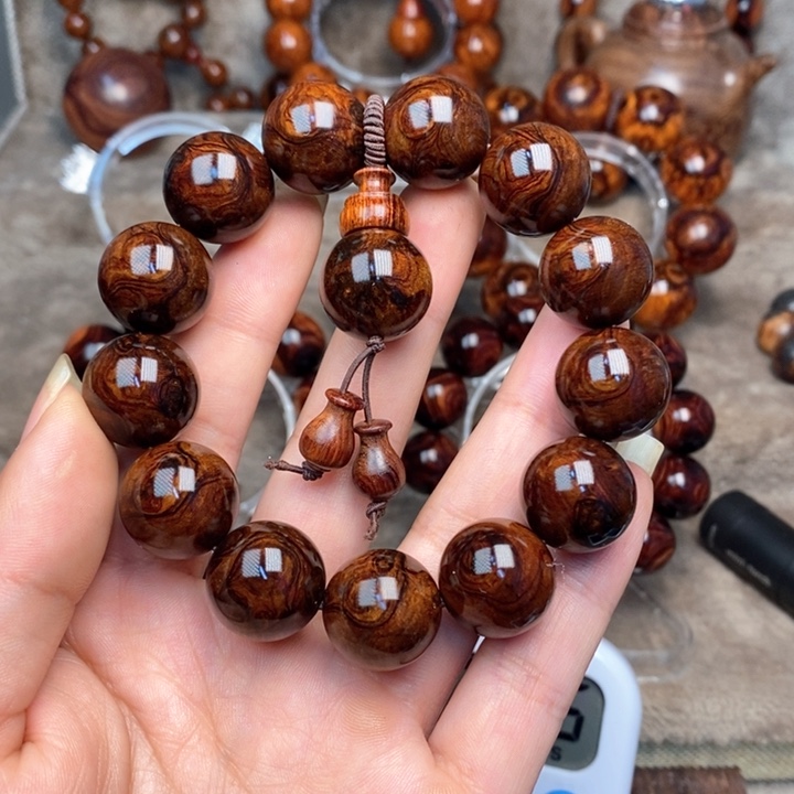 黄花梨/降香黄檀明*?紫油梨成品加工手串