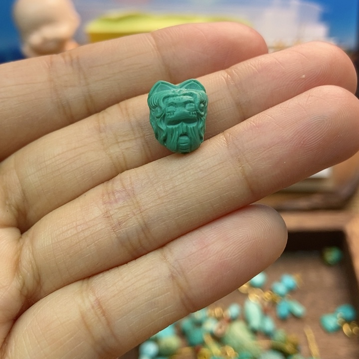 未镶嵌绿松石珠宝奇石