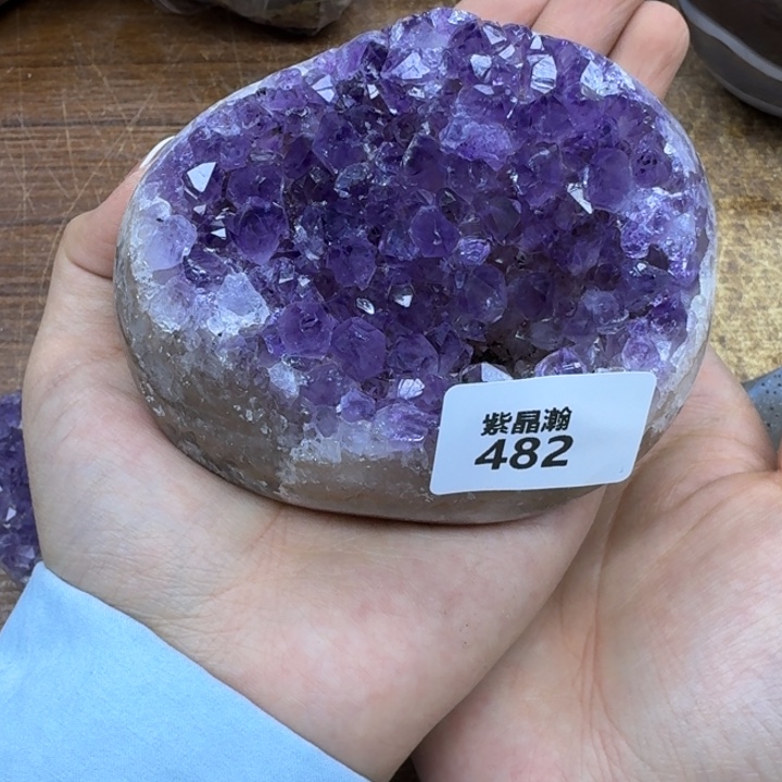 水晶大型摆件（非配饰）未镶嵌