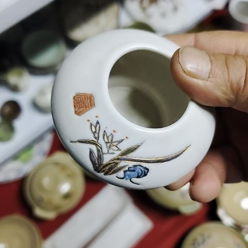 瓷片瓷器，各种摆件，瓷片，