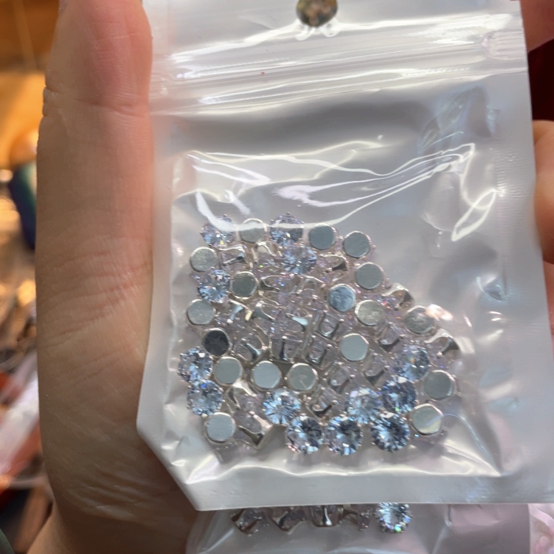 6mm爪圆锆白约50pcs手工半成品
