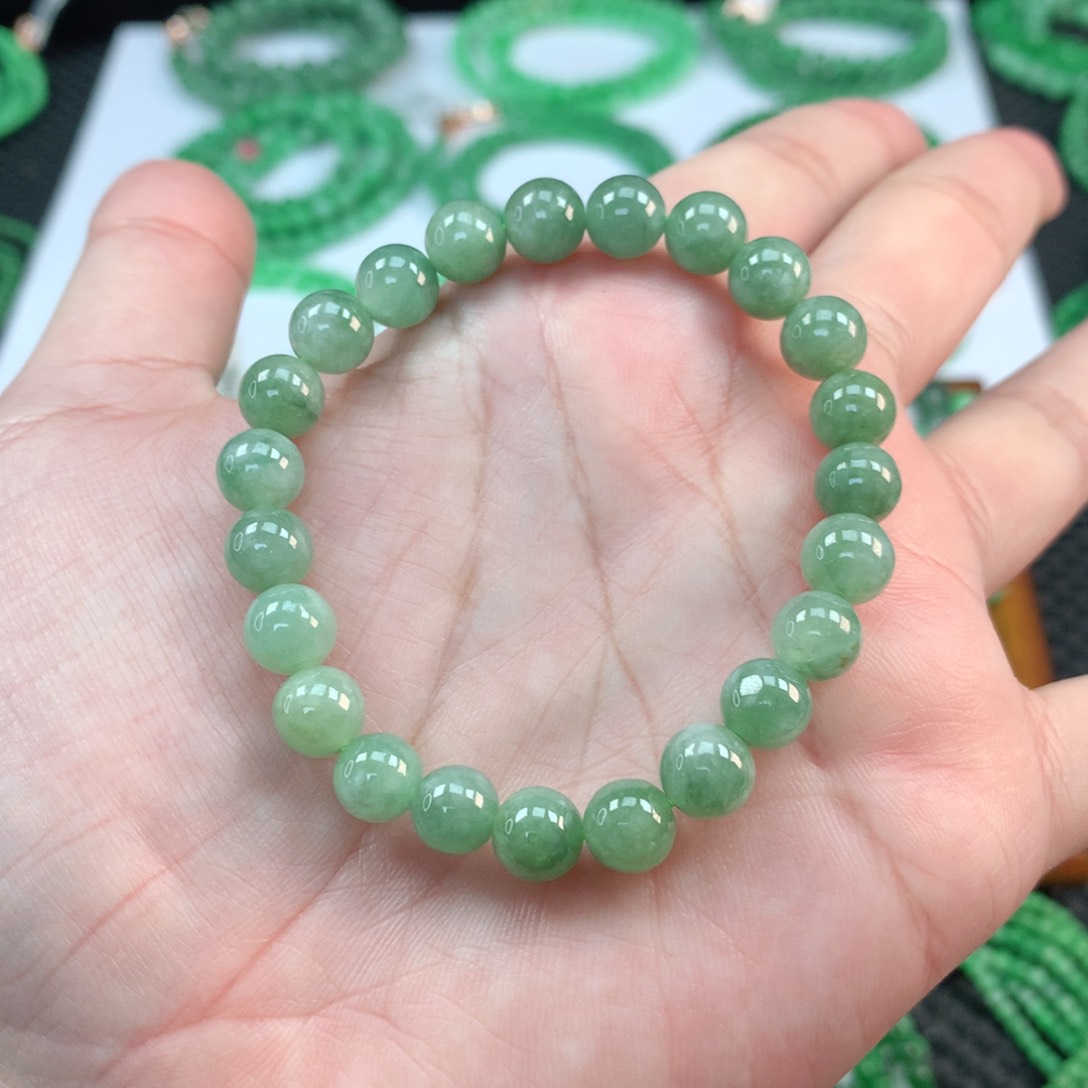 翡翠手链未镶嵌翡翠