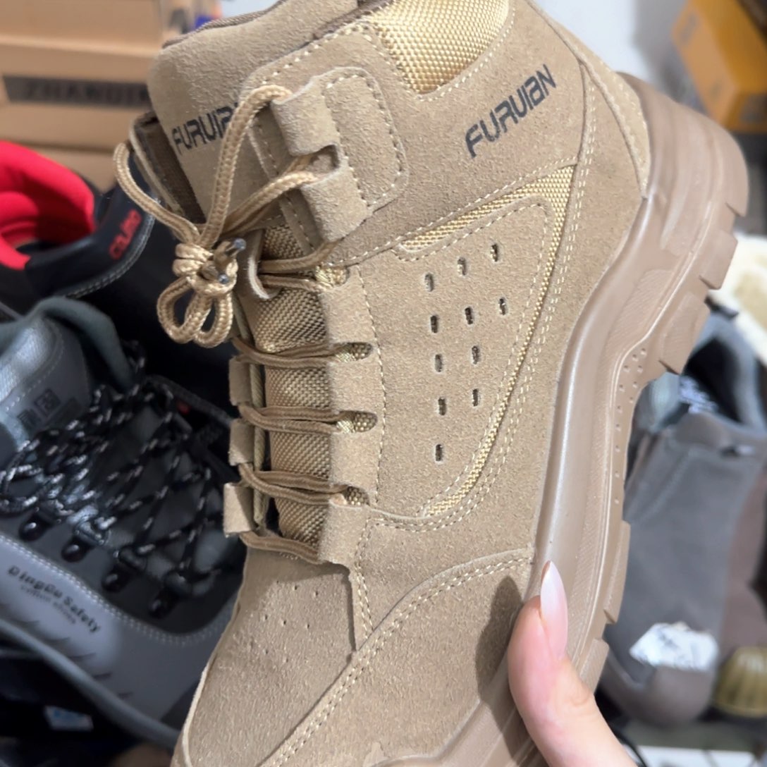 44码高帮卡其翻毛牛皮马丁靴