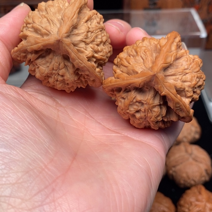 吊坠文玩核桃官帽奔