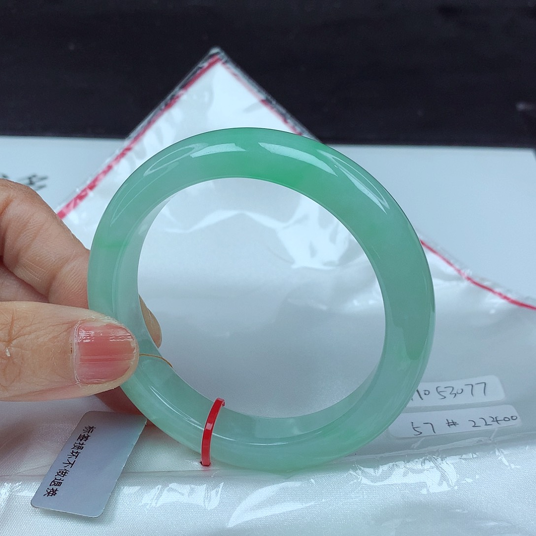 翡翠手镯未镶嵌57圈3077