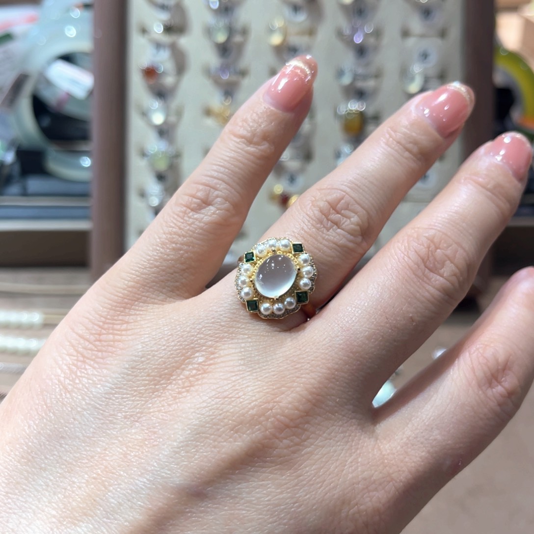 岫玉手镯未镶嵌手镯