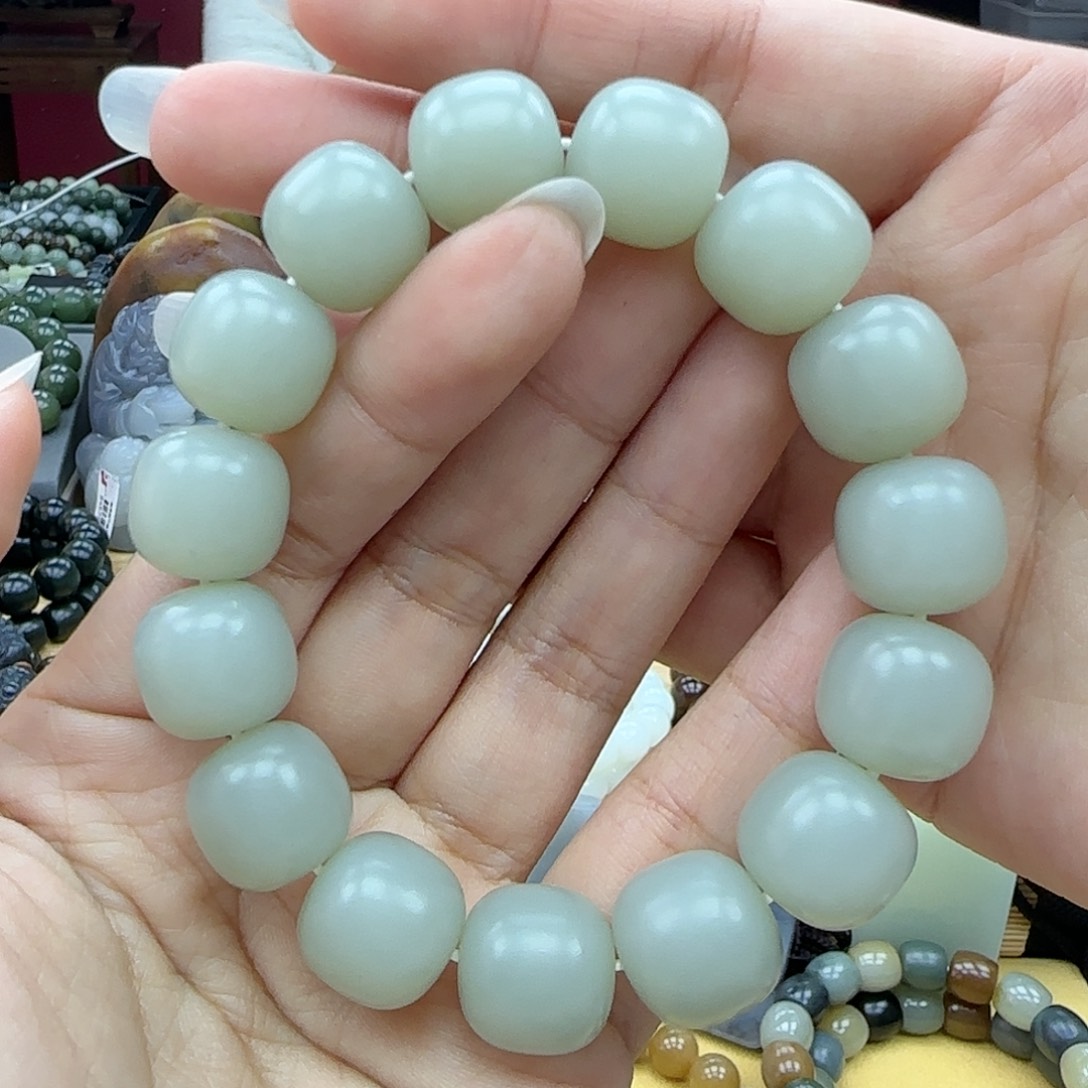 和田玉手链未镶嵌