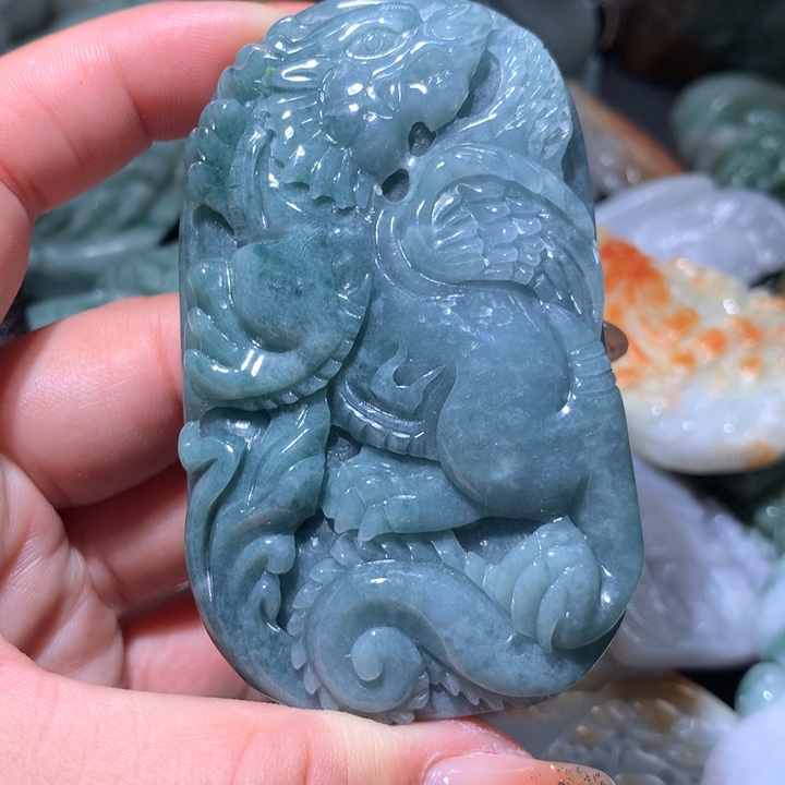 翡翠未镶嵌颈饰保真天然A货翡翠