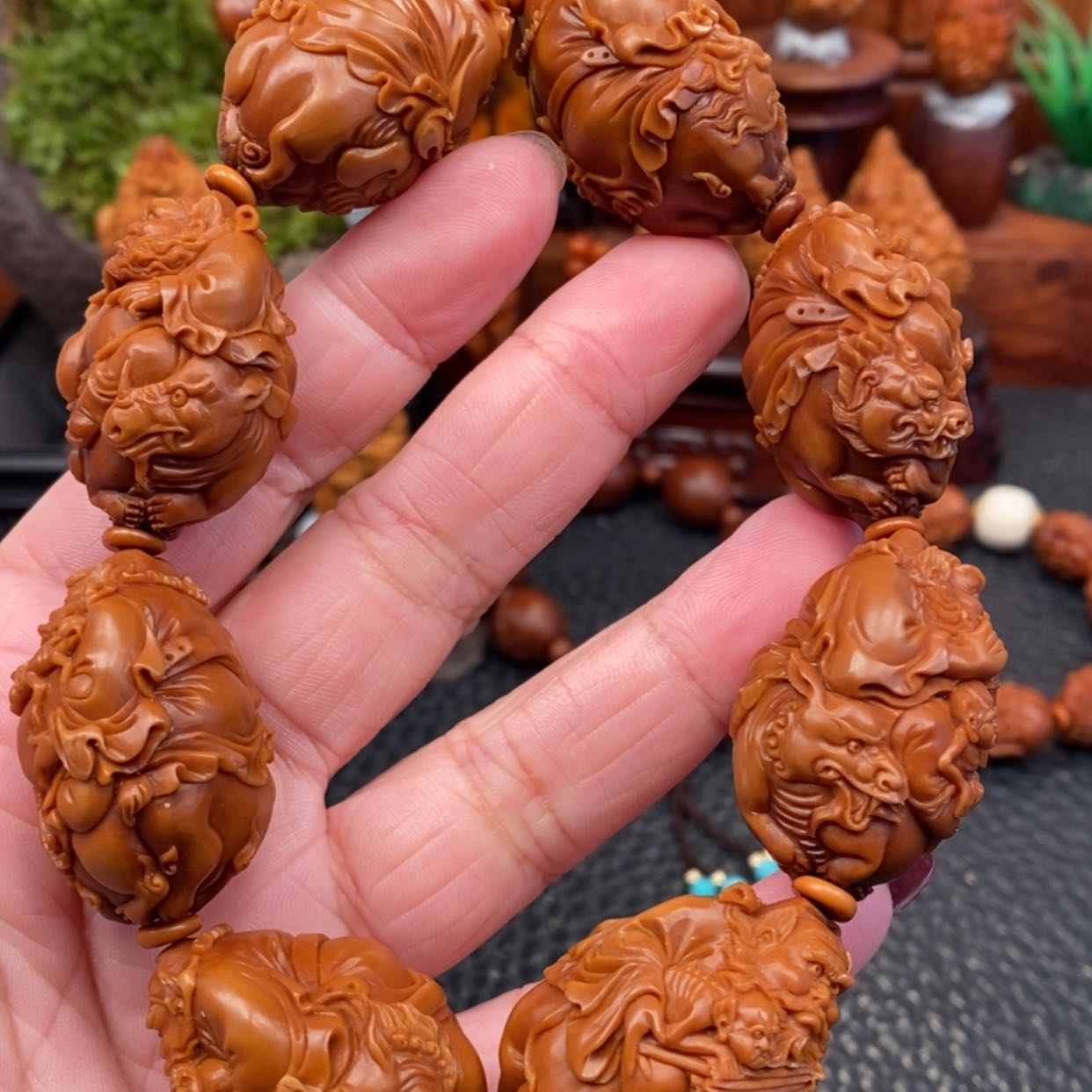 【闪购商品】橄榄核手串骑兽钟馗