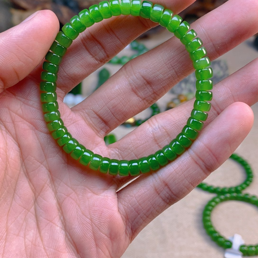 颈饰未镶嵌和田玉奋****爸