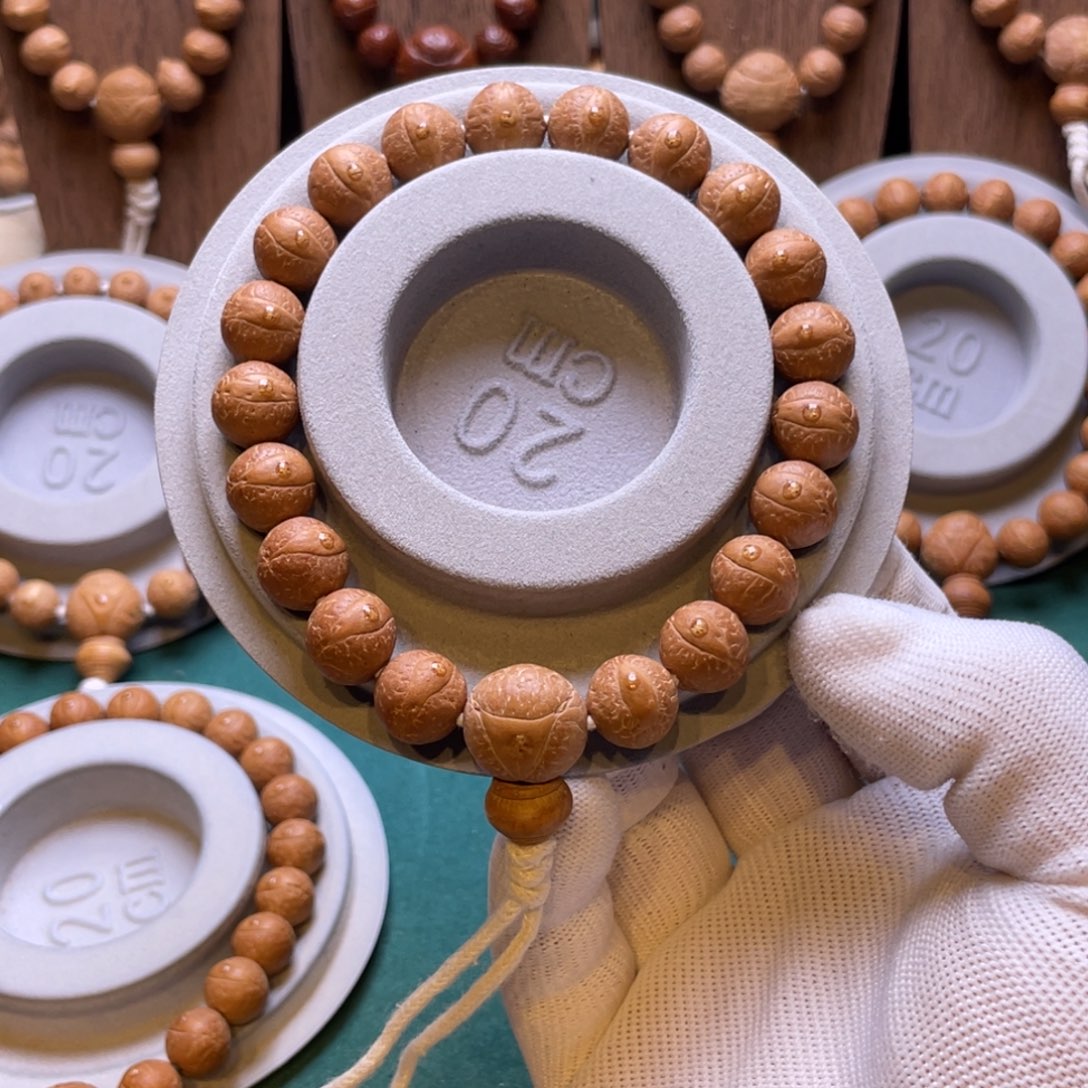 王***胡凤眼菩提手串12mm精挑