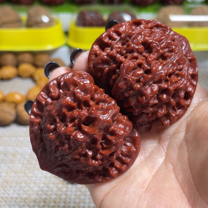 桃核把件53全品官帽