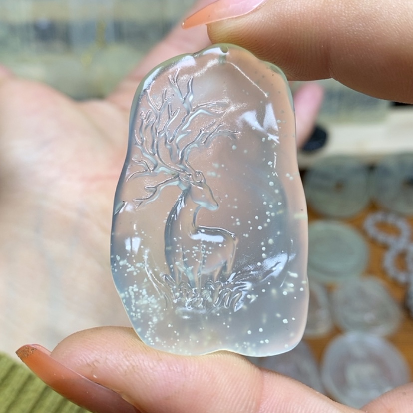 【闪购商品】蛇纹石玉颈饰未镶嵌