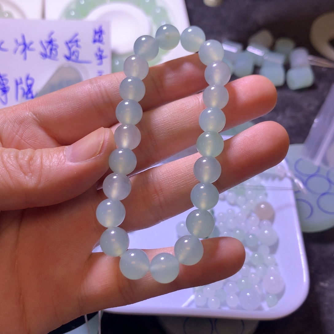 散珠翡翠初**手串
