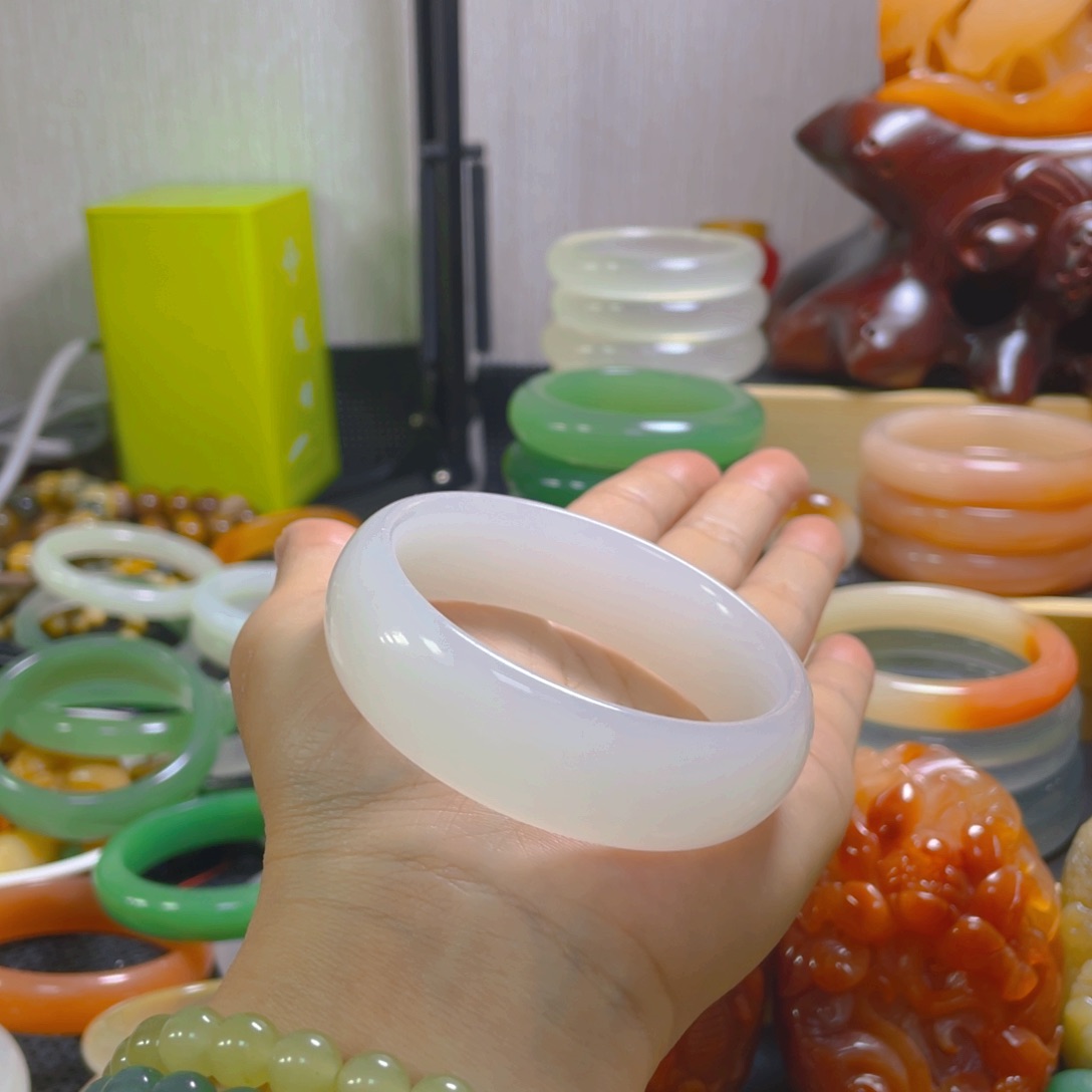 【闪购商品】长石玉未镶嵌手镯（开口镯）瑶***琪