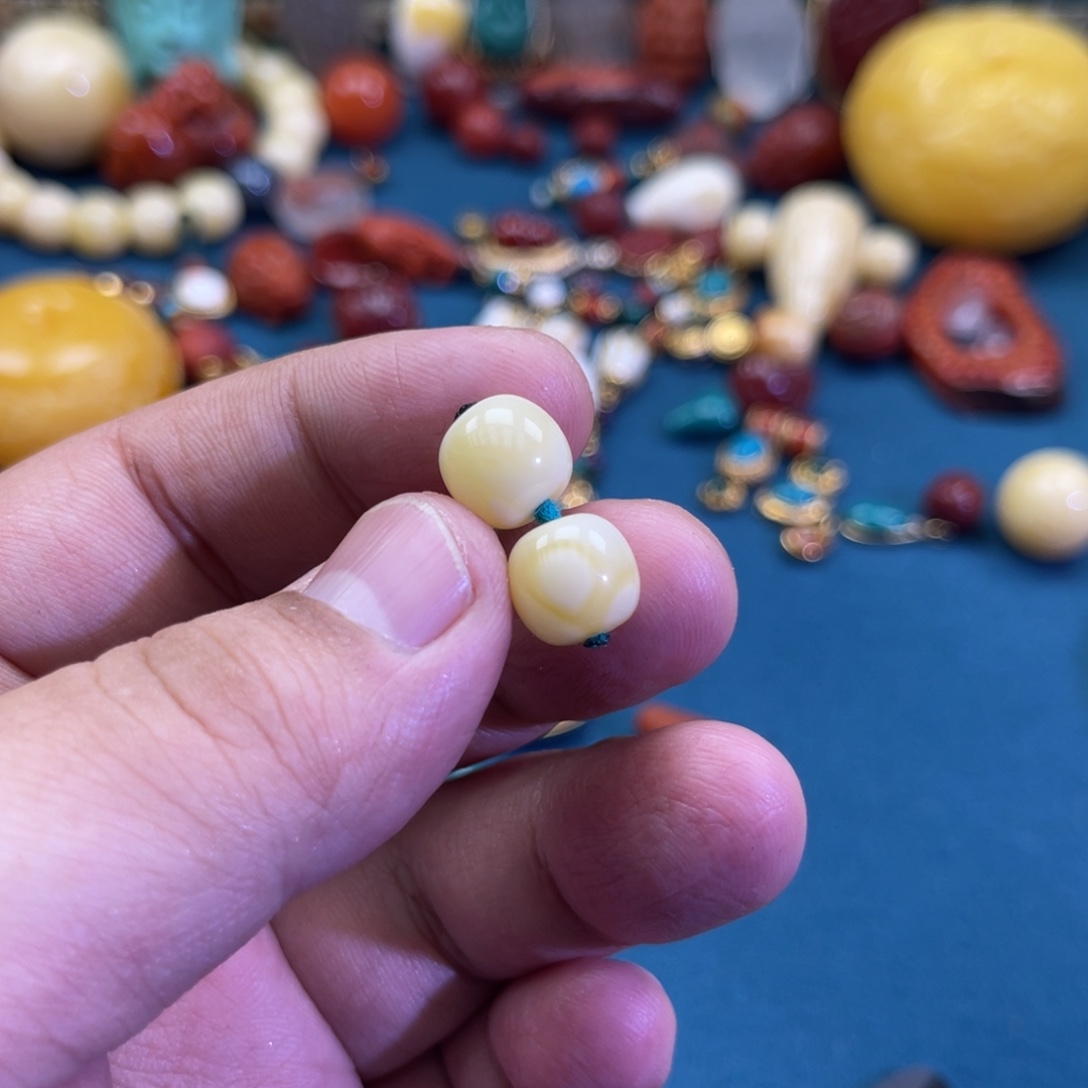 琥珀未镶嵌珠宝奇石32