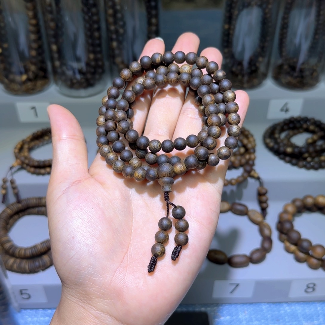 手串沉香海南透顶绿沉水浮0.7多圈24+