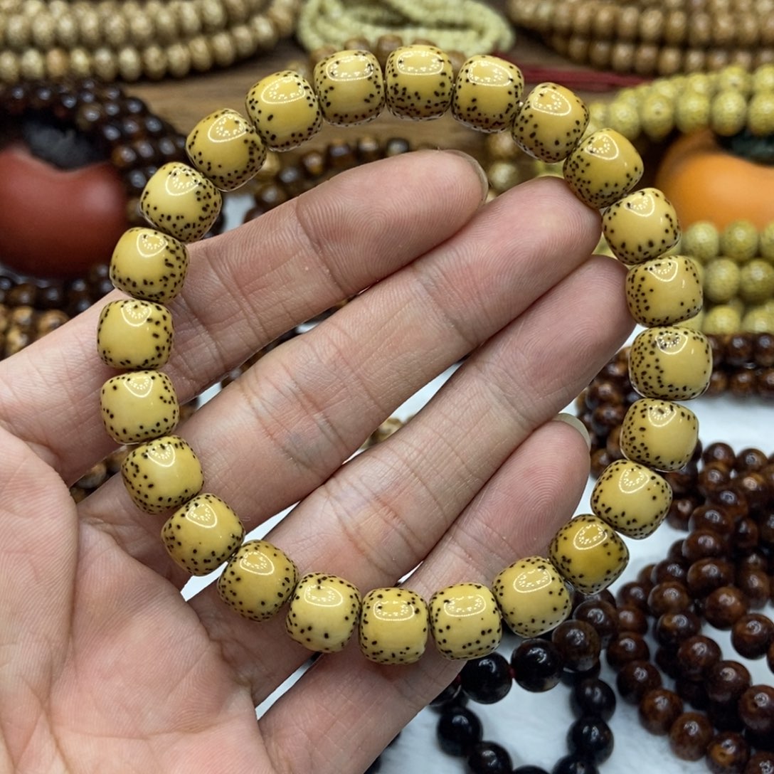 星月菩提手串z**@原白鸡油黄大留白9-10