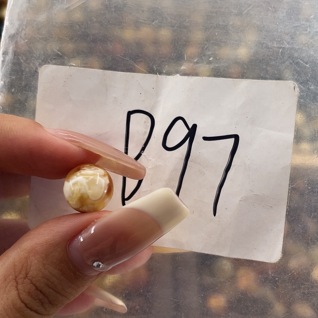 琥珀未镶嵌裸石10.5福利