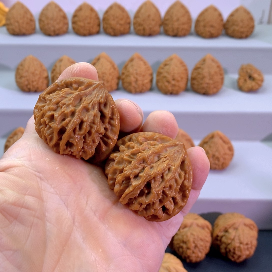 文玩核桃把件44龙门涧