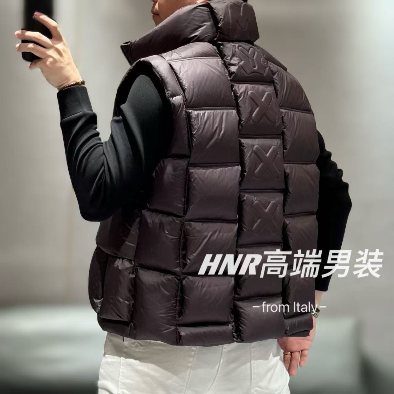 【龙龟羽绒马甲】纯色立领设计时尚百搭羽绒马甲6989